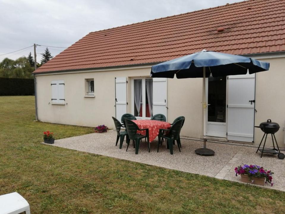Maison Independante Lailly-en-Val Bagian luar foto